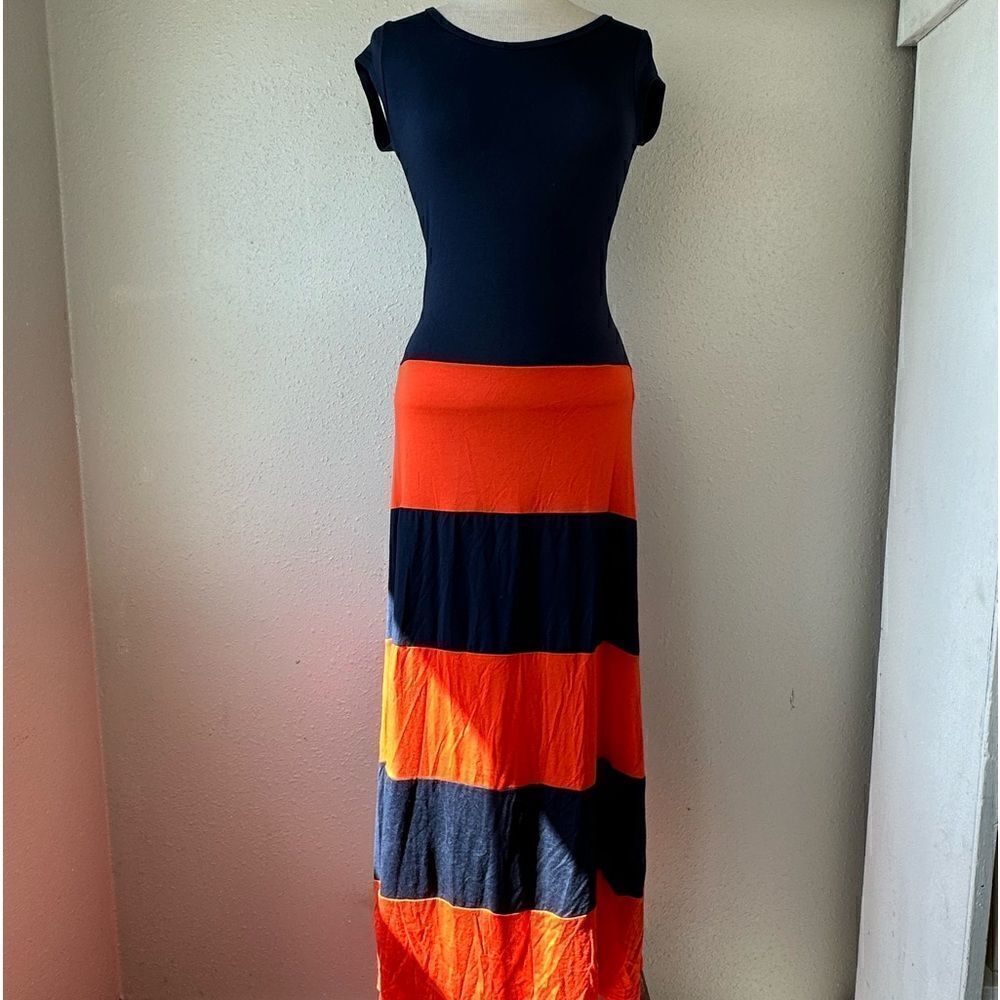 EUC Go Couture Women’s Dress